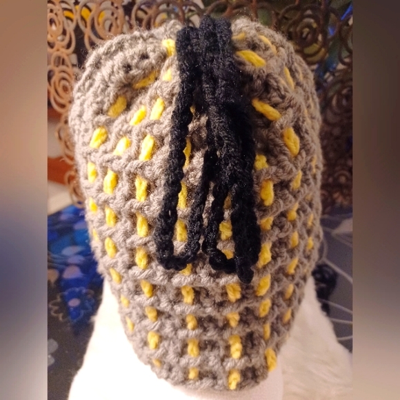 Hat - Picture 3 of 6